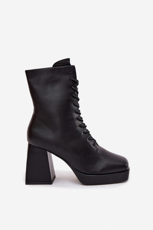 Bottes pour femmes réchauffer avec des talons Avec une dentelle couleur noire Juvina Bottes pour femmes réchauffer avec des talons Avec une dentelle couleur noire Juvina