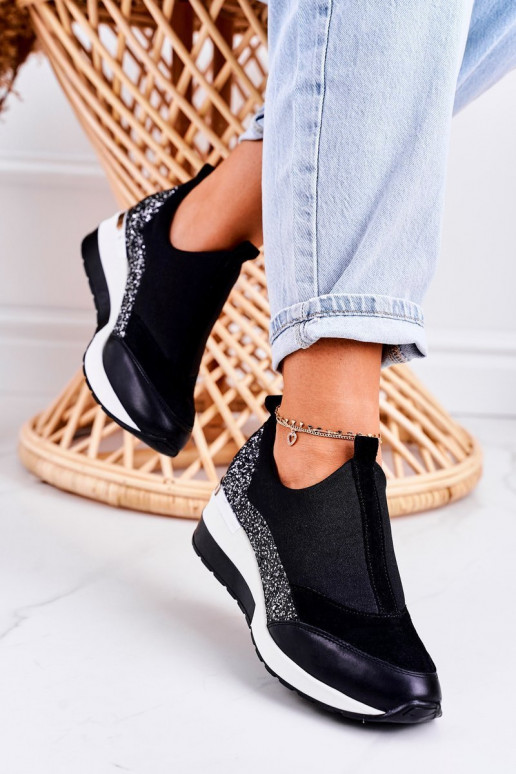 Féminin Chaussures modèle baskets en cuir couleur noire couleur argent Frances Féminin Chaussures modèle baskets en cuir couleur noire couleur argent Frances