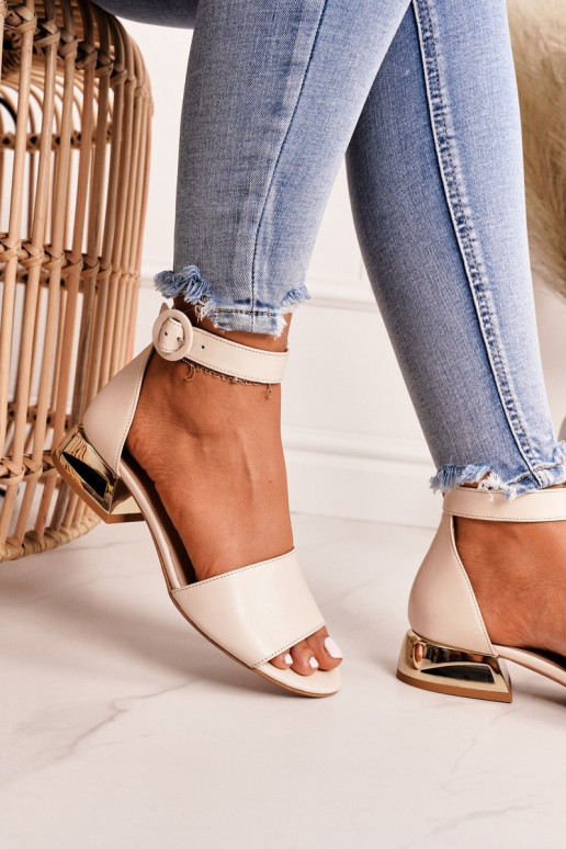 Sandales pour femmes avec des talons dorés Laura Messi 2143 beige Sandales pour femmes avec des talons dorés Laura Messi 2143 beige