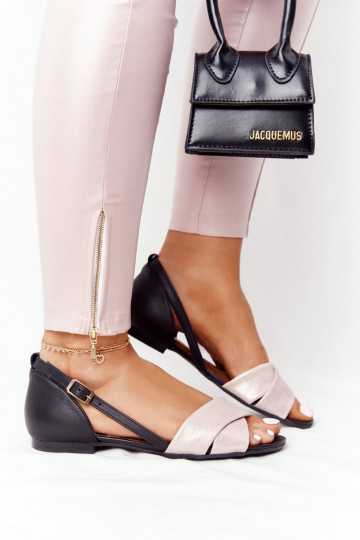 en cuir verni des sandales Il fautciejka 04614-15 rose-couleur noire