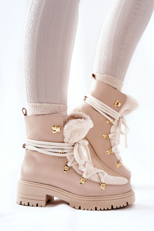 Peau Bottes chaussures avec des sangles LeÀski couleur ivoire 3116 Peau Bottes chaussures avec des sangles LeÀski couleur ivoire 3116