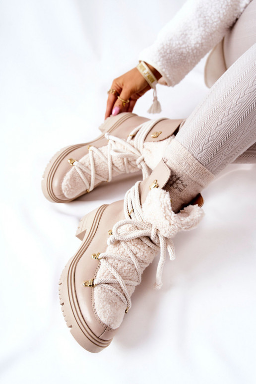 Peau Bottes chaussures avec des sangles LeÀski couleur ivoire 3116 Peau Bottes chaussures avec des sangles LeÀski couleur ivoire 3116