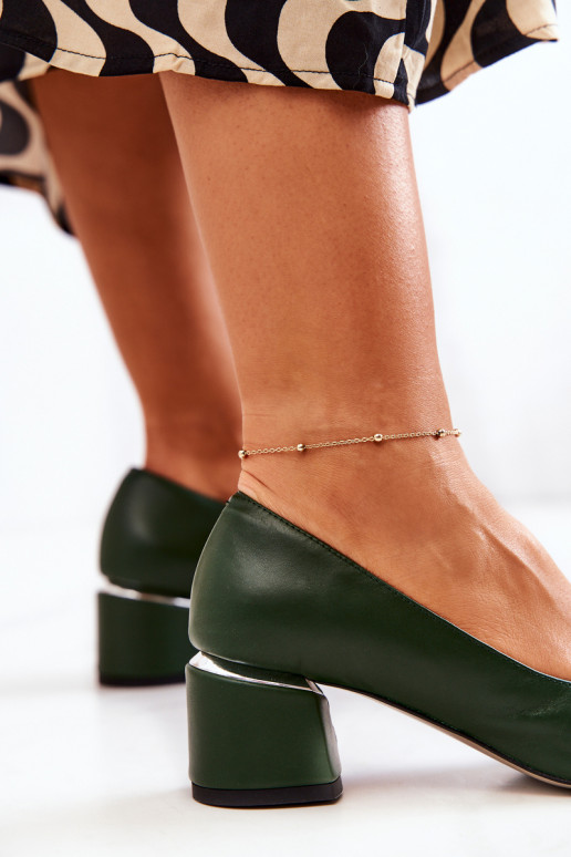 Peau Chaussures Nosek avec des nez pointus couleur verte Il fautrilyn  Peau Chaussures Nosek avec des nez pointus couleur verte Il fautrilyn