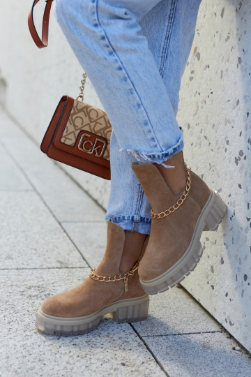 Bottes en daim marron avec découpes stylées Lemar Forget Me