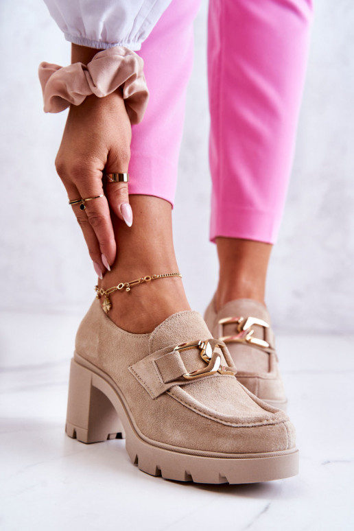 Style élégant chaussures avec des talons avec des détails dorés couleur ivoire Lemar Harmell