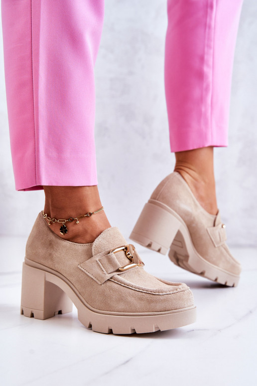 Style élégant chaussures avec des talons avec des détails dorés couleur ivoire Lemar Harmell