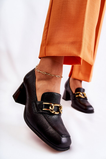 Peau Chaussures avec des chaînes Laura Messi 2515 couleur noire