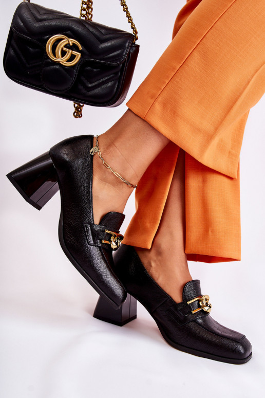 Peau Chaussures avec des chaînes Laura Messi 2515 couleur noire