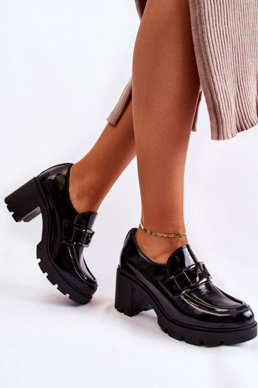 Style élégant chaussures avec des talons Avec décoration argentée couleur noire Lemar Harmell Style élégant chaussures avec des talons Avec décoration argentée couleur noire Lemar Harmell