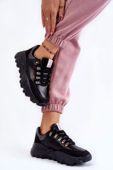 Féminin Chaussures modèle baskets avec une plateforme Cross Jeans KK2R4073C couleur noire 2