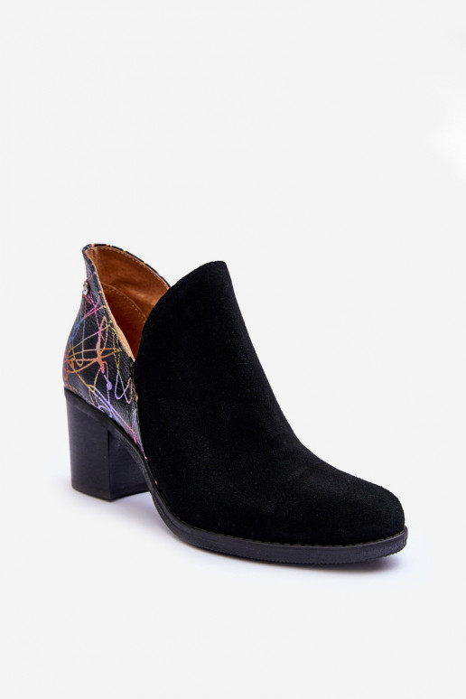 Bottes pour femmes avec des talons Il fautciejka 04492-99 couleur noire