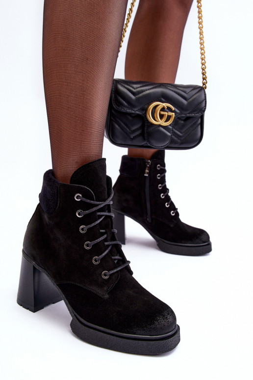 Bottes en daim avec des lacets avec des talons couleur noire Lemar Flomes