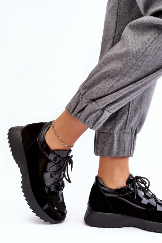 Peau avec effet vernis baskets Féminin M01/2 Zazoo couleur noire Peau avec effet vernis baskets Féminin M01/2 Zazoo couleur noire