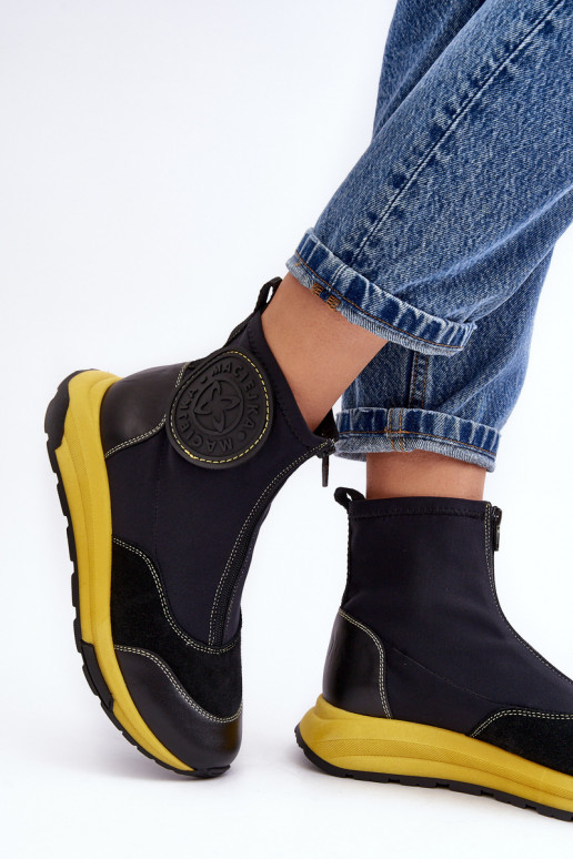 Bottes pour femmes avec fermetures éclair Il fautciejka 06297-01 couleur noire