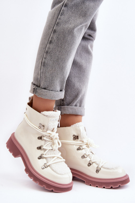 avec effet vernis Peau Bottes chaussures Féminin GOE MM2N4083 couleur blanche avec effet vernis Peau Bottes chaussures Féminin GOE MM2N4083 couleur blanche