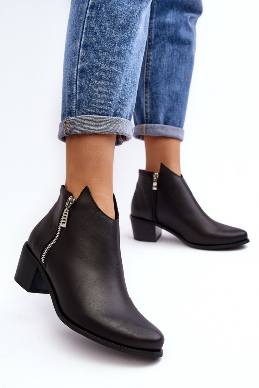 Peau Bottes pour femmes Avec un dessus bas avec des talons Avec curseurs couleur noire Annaja Peau Bottes pour femmes Avec un dessus bas avec des talons Avec curseurs couleur noire Annaja