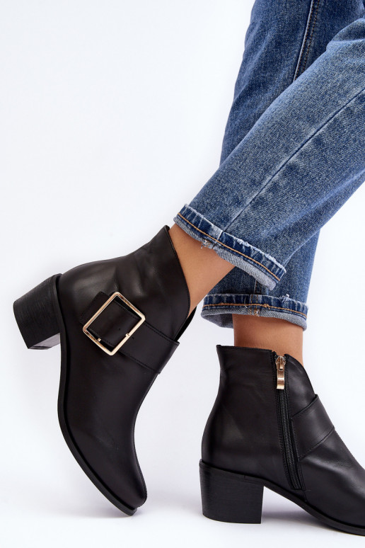 Peau Bottes pour femmes avec des talons bas avec boucles couleur noire Liliane