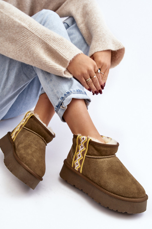 Peau en daim Bottes de neige Féminin couleur verte Vebissat