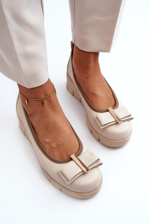 Ballerines Peau avec une plateforme avec des ornements couleur crème LeÀski 3384 Ballerines Peau avec une plateforme avec des ornements couleur crème LeÀski 3384
