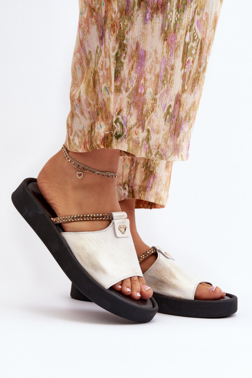 Zazoo 2896 Pantoufles pour femmes Peau Blanc-couleur dorée Zazoo 2896 Pantoufles pour femmes Peau Blanc-couleur dorée