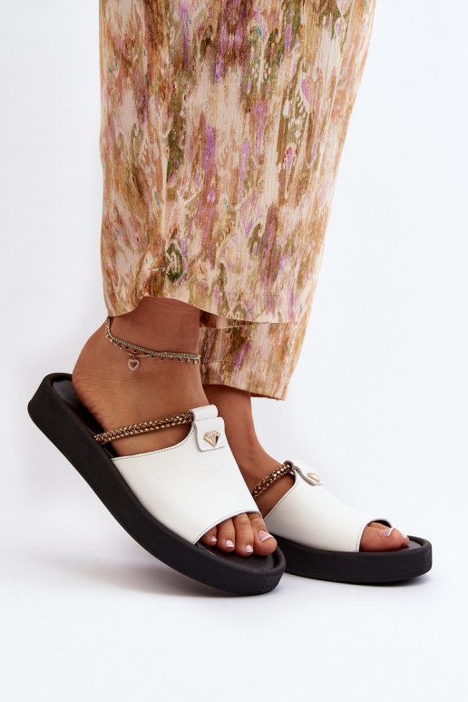 Zazoo 2896 Pantoufles pour femmes Peau couleur blanche Zazoo 2896 Pantoufles pour femmes Peau couleur blanche