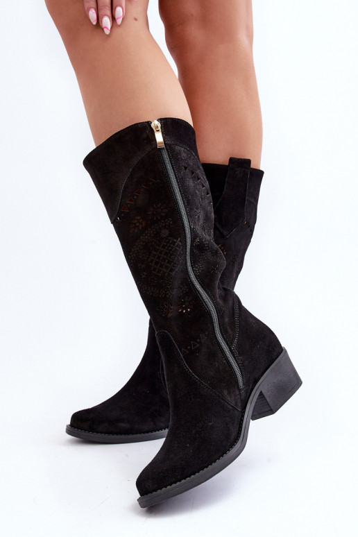 Zazoo 4043 en daim bottes Sur un talon bas avec des éléments ajourés couleur noire Zazoo 4043 en daim bottes Sur un talon bas avec des éléments ajourés couleur noire