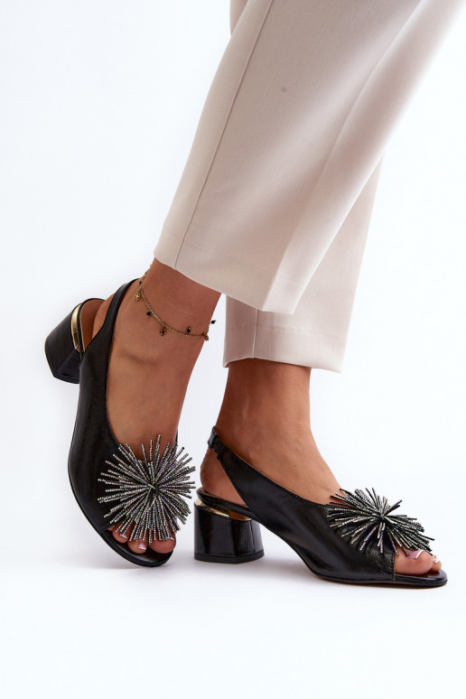 Sandales pour femmes avec des ornements Laura Messi 2719 couleur noire Sandales pour femmes avec des ornements Laura Messi 2719 couleur noire