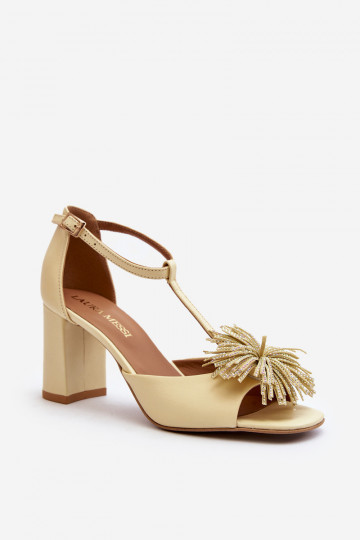 des sandales Peau avec des talons avec des ornements Laura Messi 2758 beige