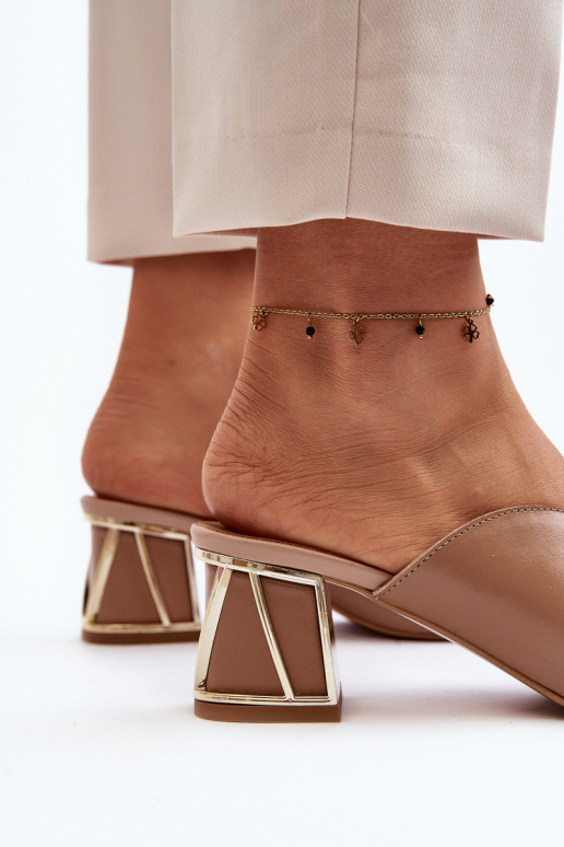 Style élégant Pantoufles pour femmes avec des talons Laura Messi 2771 beige