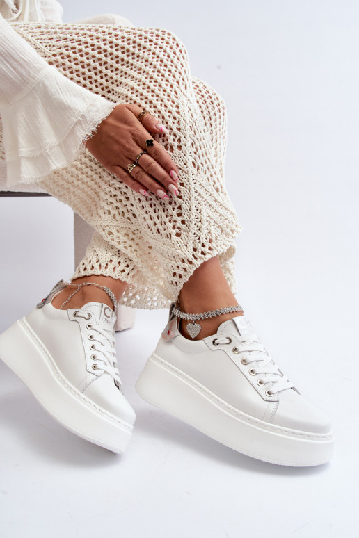 Peau Féminin Chaussures modèle baskets Avec un bracelet CheBello 4406 couleur blanche Peau Féminin Chaussures modèle baskets Avec un bracelet CheBello 4406 couleur blanche