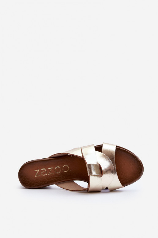 Zazoo 40236 Pantoufles en cuir Féminin Sur un talon bas couleur dorée Zazoo 40236 Pantoufles en cuir Féminin Sur un talon bas couleur dorée