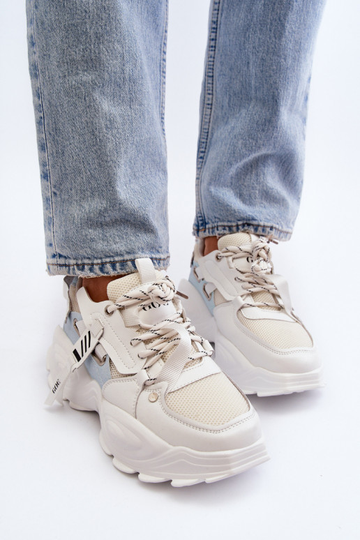 Chaussures modèle baskets Féminin GOE NN2N4039B couleur blanche