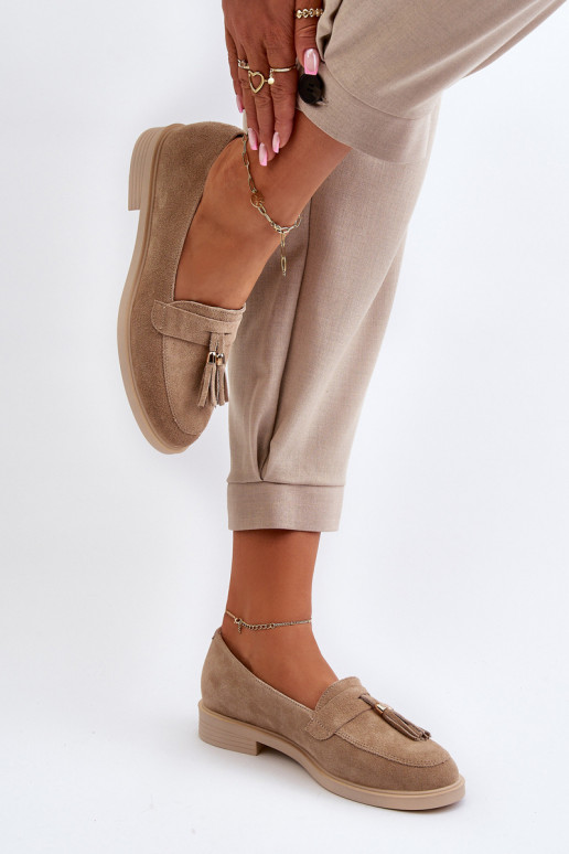 Zazoo 3420 Mocassins en daim Féminin avec des talons larges beige Zazoo 3420 Mocassins en daim Féminin avec des talons larges beige