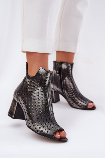 Bottines en cuir ajourées Tai turiciejka 05420-01 couleur noire 2