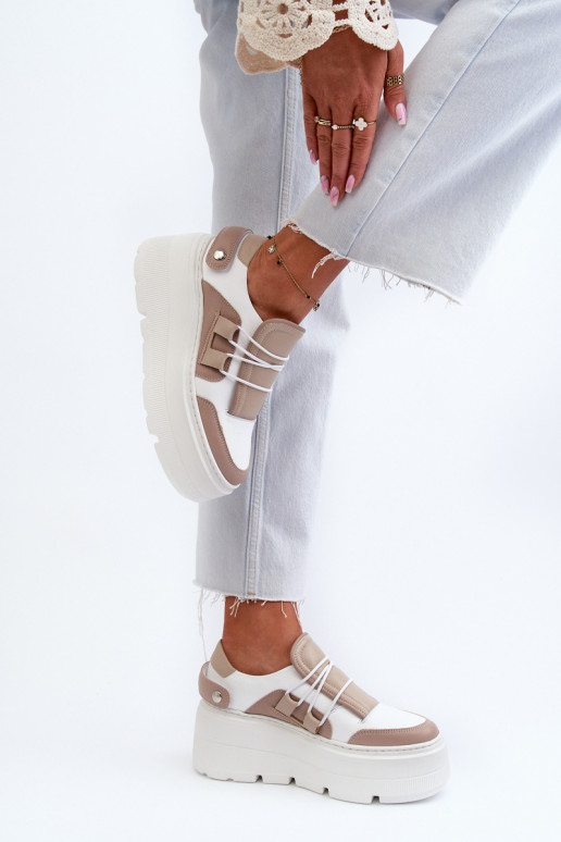 Zazoo 1833 Chaussures modèle baskets Féminin Peau avec des semelles massives à la mode beige-couleur blanche Zazoo 1833 Chaussures modèle baskets Féminin Peau avec des semelles massives à la mode beige-couleur blanche