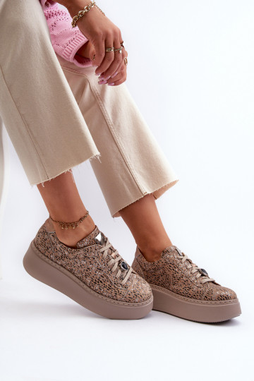 Peau baskets avec une plateforme Il fautciejka 06191-10 beige 2