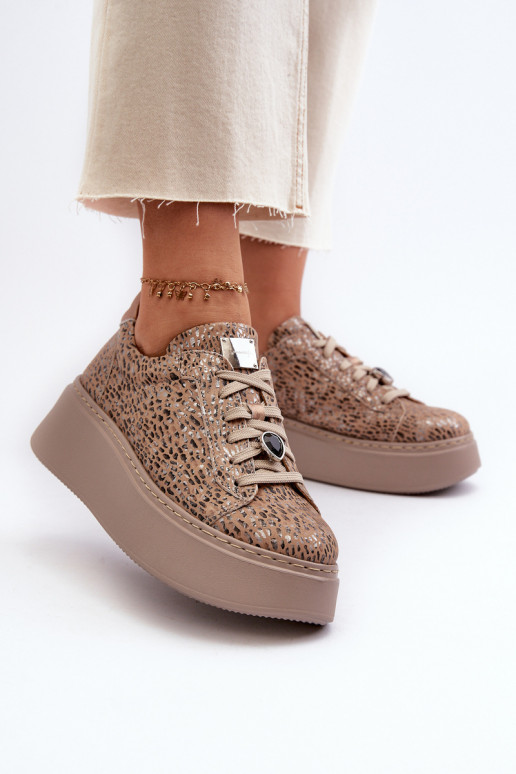 Peau baskets avec une plateforme Il fautciejka 06191-10 beige