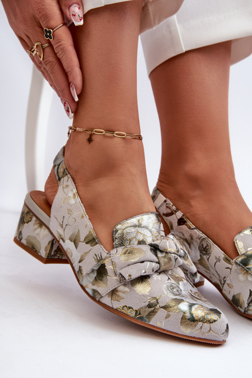 Féminin Sandales pour femmes Sur un talon bas avec des fleurs Il fautciejka N6539-38 couleur verte Féminin Sandales pour femmes Sur un talon bas avec des fleurs Il fautciejka N6539-38 couleur verte