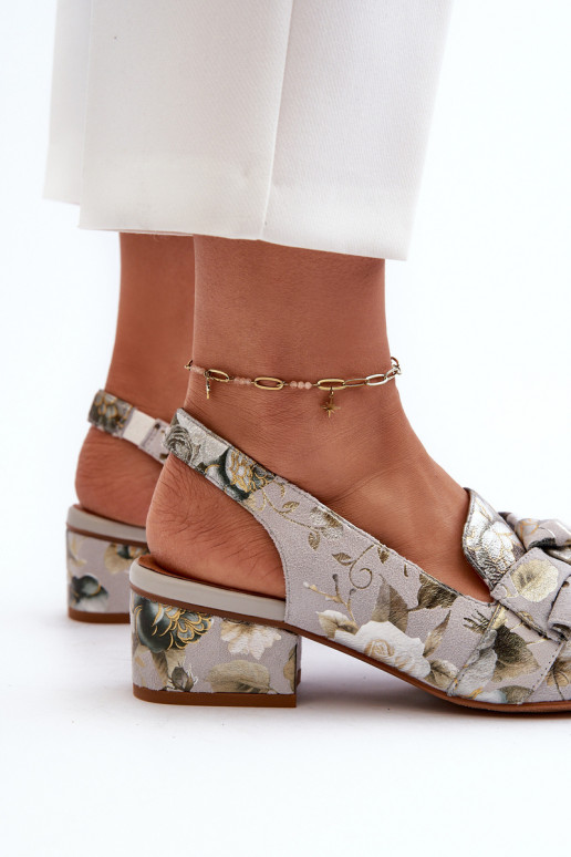 Féminin Sandales pour femmes Sur un talon bas avec des fleurs Il fautciejka N6539-38 couleur verte Féminin Sandales pour femmes Sur un talon bas avec des fleurs Il fautciejka N6539-38 couleur verte