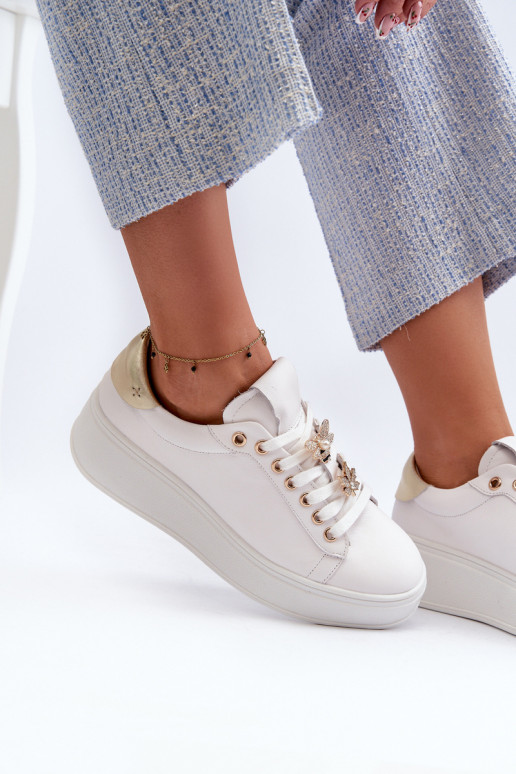 Peau Chaussures modèle baskets Féminin avec une plateformePrzypinkami D&A SN67 couleur blanche Peau Chaussures modèle baskets Féminin avec une plateformePrzypinkami D&A SN67 couleur blanche