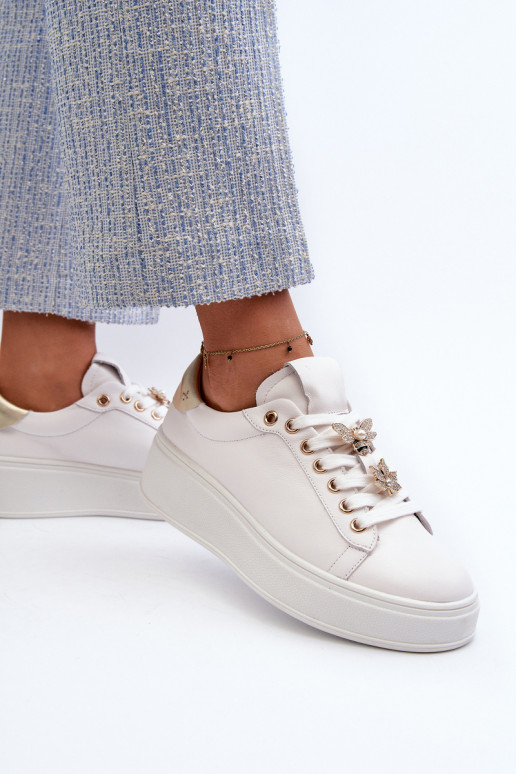 Peau Chaussures modèle baskets Féminin avec une plateformePrzypinkami D&A SN67 couleur blanche Peau Chaussures modèle baskets Féminin avec une plateformePrzypinkami D&A SN67 couleur blanche