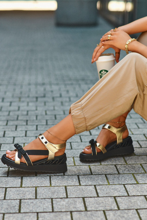 Sandales pour femmes avec des rubans D&A CR956 couleur dorée Sandales pour femmes avec des rubans D&A CR956 couleur dorée