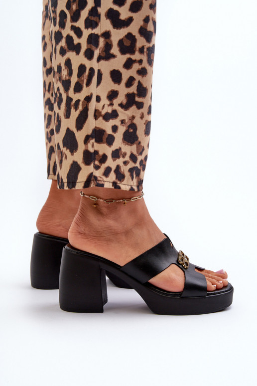 Zazoo 40419 Pantoufles en cuir Féminin Avec découpes Et la décoration couleur noire Zazoo 40419 Pantoufles en cuir Féminin Avec découpes Et la décoration couleur noire