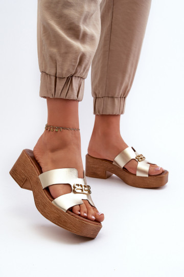 Zazoo 40412 Peau Style élégant Pantoufles pour femmes avec des ornements couleur dorée