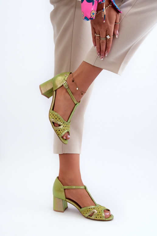 des sandales Peau Féminin avec des talons Il fautciejka 06551-09 Calcaire des sandales Peau Féminin avec des talons Il fautciejka 06551-09 Calcaire