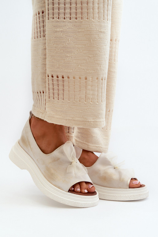 Zazoo 2939 Sandales pour femmes Féminin avec des rubans couleur dorée Przecierany Zazoo 2939 Sandales pour femmes Féminin avec des rubans couleur dorée Przecierany