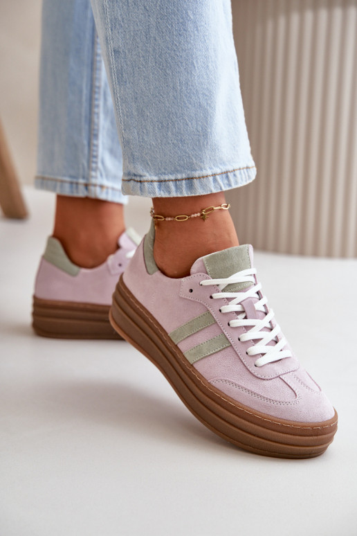 Zazoo N1068S4 Chaussures modèle baskets en daim avec une plateforme Couleur violette Zazoo N1068S4 Chaussures modèle baskets en daim avec une plateforme Couleur violette