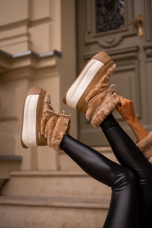 Peau Bottes de neige Féminin Sur une semelle épaisse avec un manteau de fourrure Big Star OO274A207 marron