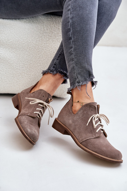 Zazoo 2959 en daim chaussures Oksfordki avec des lacets avec des talons larges beige Zazoo 2959 en daim chaussures Oksfordki avec des lacets avec des talons larges beige