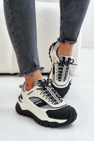 Baskets en cuir avec plateforme pour femmes Big Star OO274A220 HI-POLY SYSTEM, couleurs blanche et noire